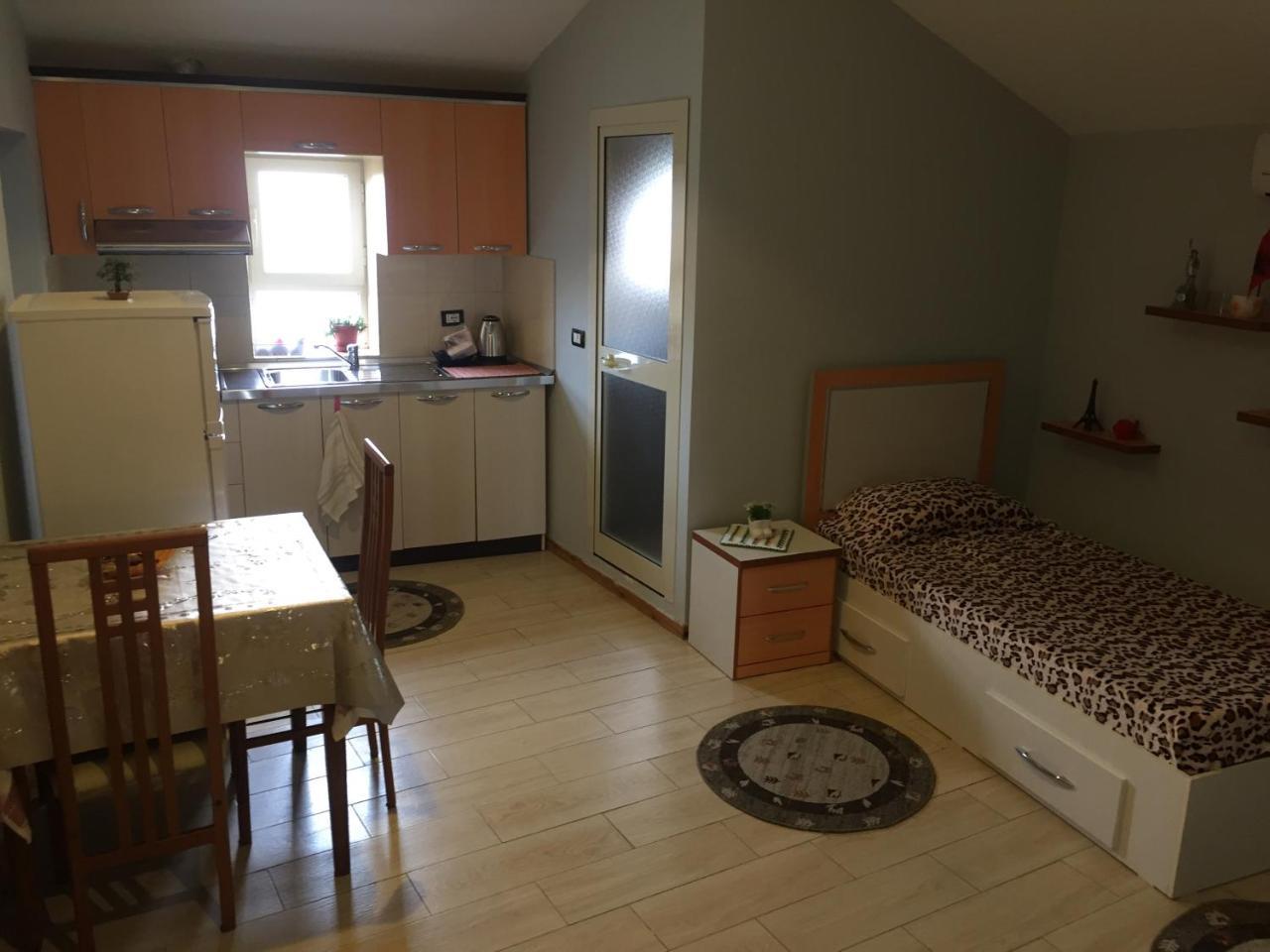 Lille France Apartments Shkodra Kültér fotó