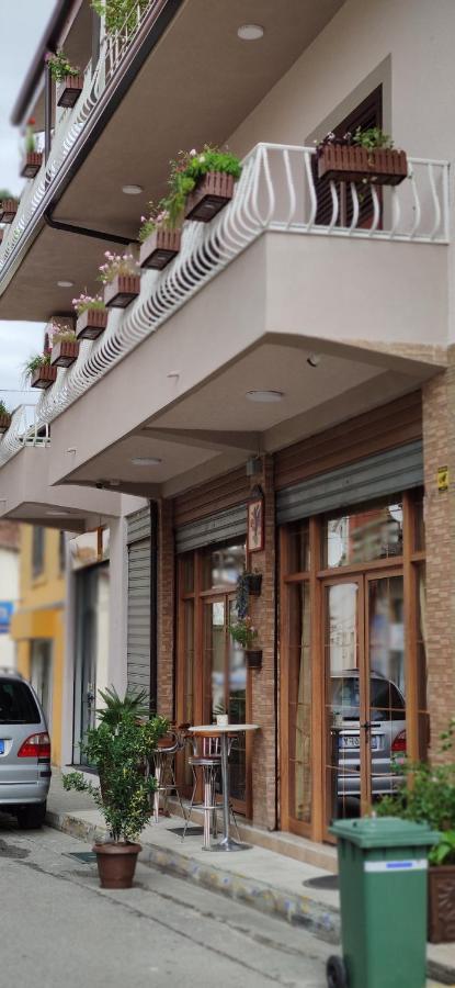 Lille France Apartments Shkodra Kültér fotó
